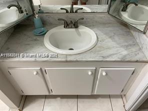 Building Photo - 1200 Miami Gardens Dr