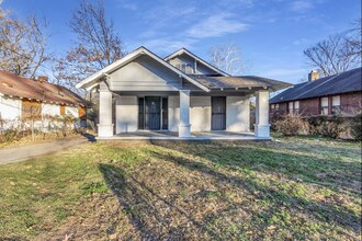 Building Photo - Charming 3-Bedroom/2-Bath Home|Section 8 Welcome| Available Now!