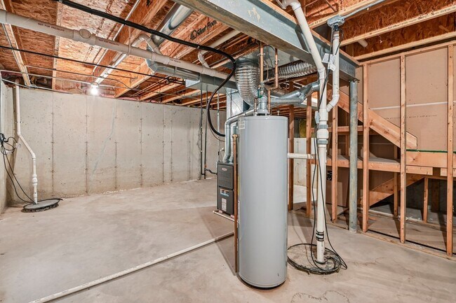 Building Photo - 971 Lakestone Ln