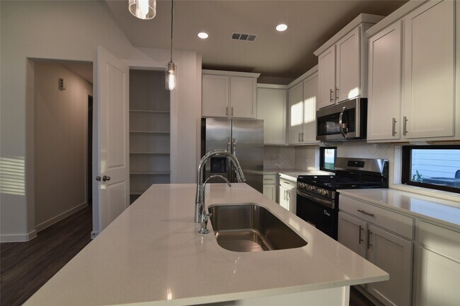 Building Photo - 3259 Loam Ln