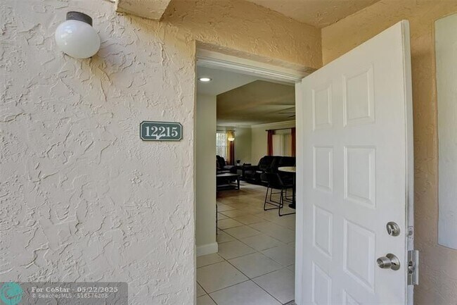 Building Photo - 12215 Royal Palm Blvd