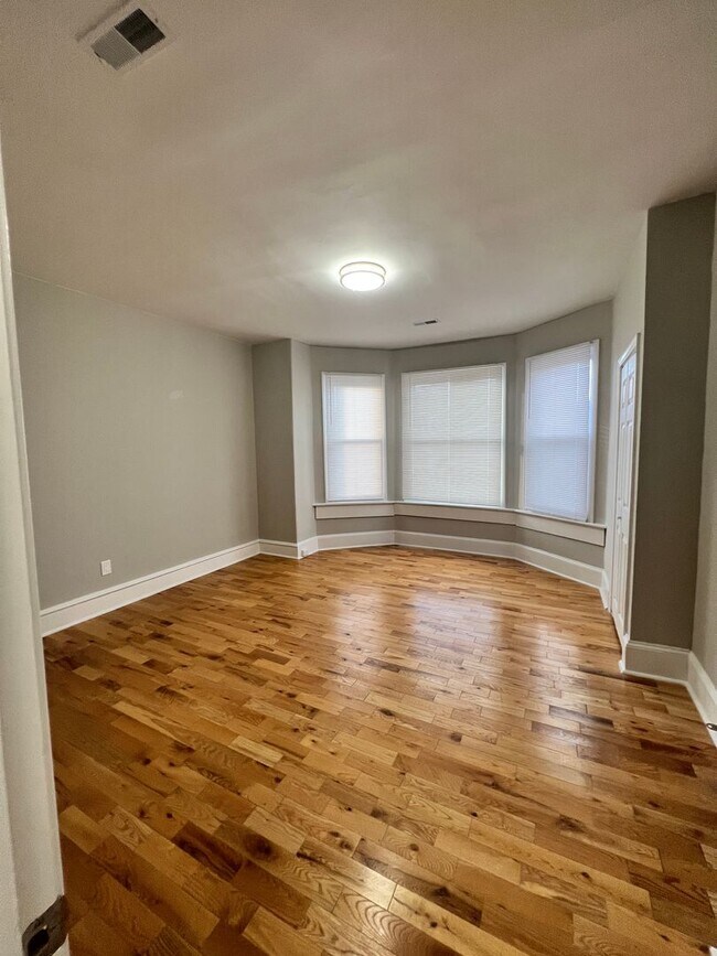 Building Photo - 5B2B house | Walking distance to Drexel University and UPenn