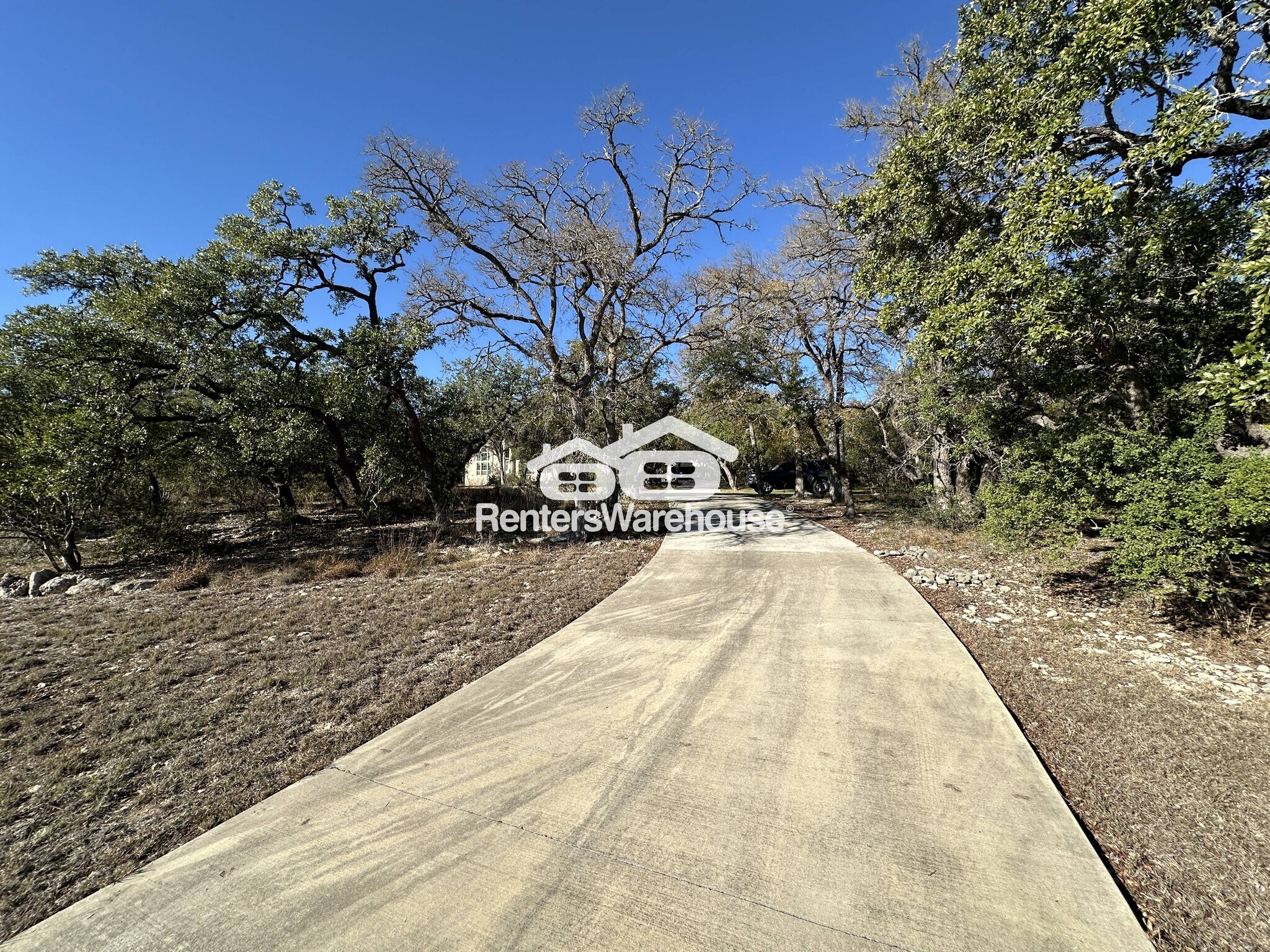 Building Photo - 900 Wayside Dr