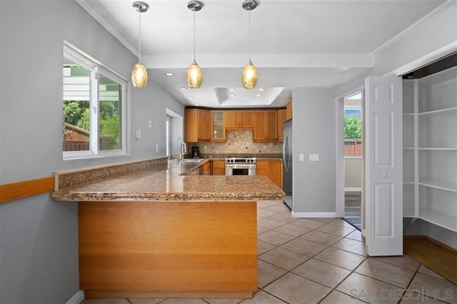 Building Photo - 3251 Celinda Dr