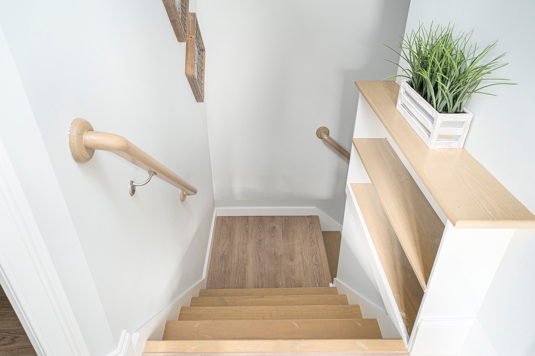 Building Photo - 50 Hopkins Ln