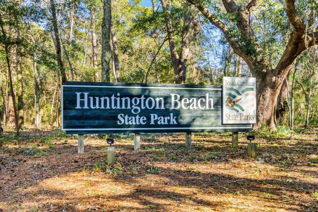 Building Photo - 215 Double Eagle Dr