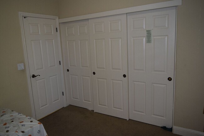 Building Photo - Gorgeous Newer 4 Bedroom in Highly sought after Riata Empire Ranch Community!