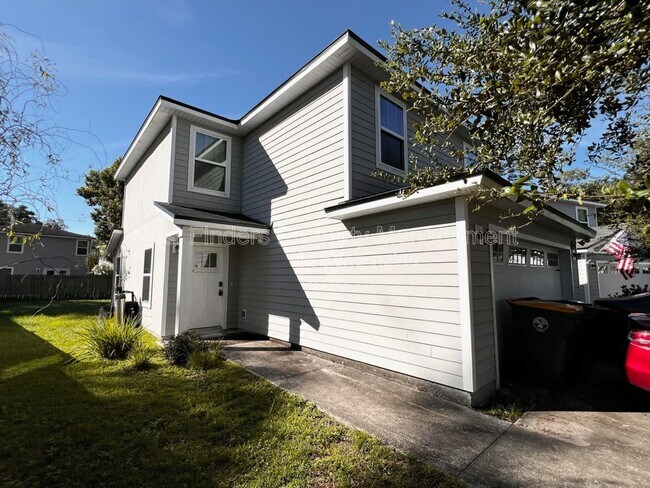 Building Photo - 8314 Thor St