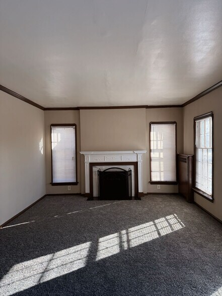 Building Photo - 18501 Newell Rd