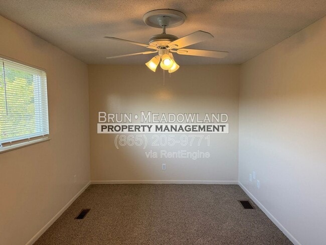 Building Photo - 3607 Lark Cir