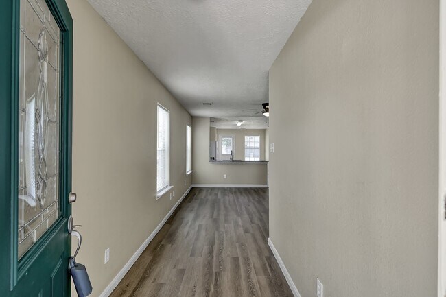 Building Photo - 3626 Garrison Run Dr