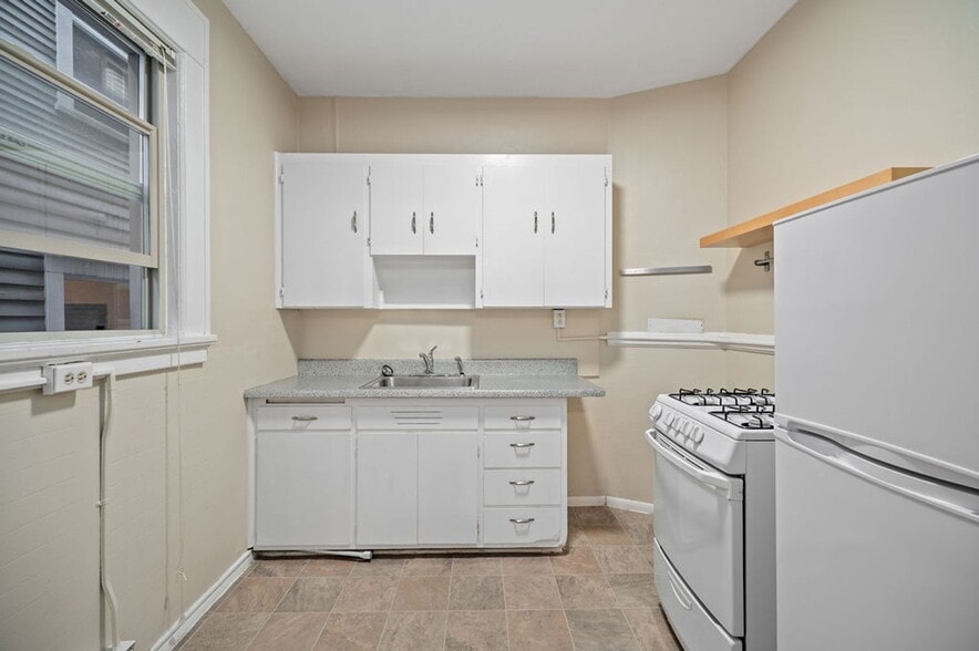 Interior Photo - Rialto Court Apartments