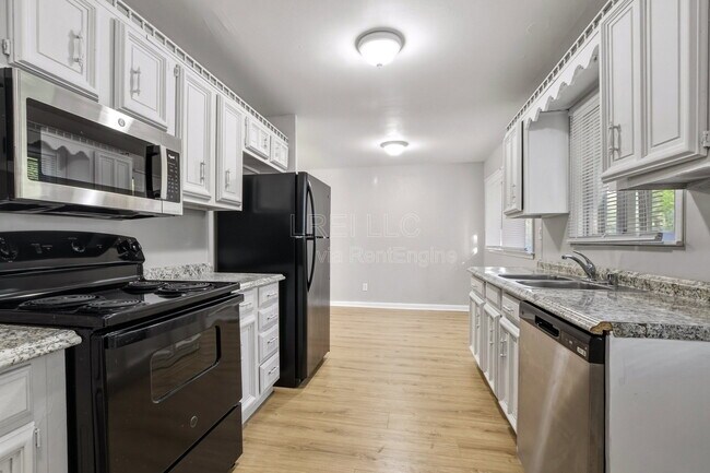 Building Photo - 3534 Terrier Ln