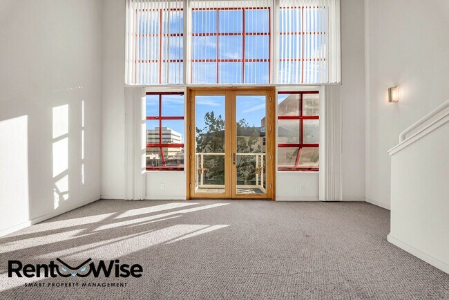 Building Photo - 68 McCoppin St