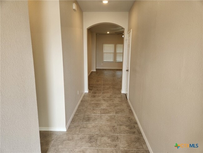 Building Photo - 8940 Ranger Smt Rd