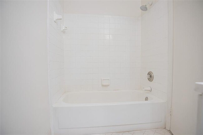 Building Photo - 4295 NW 114th Terrace