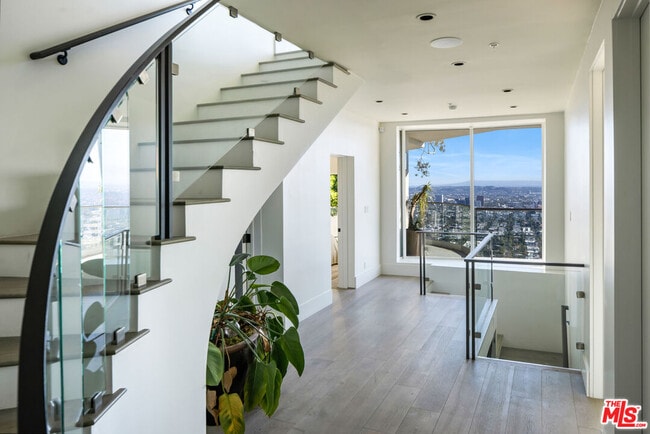 Building Photo - 8572 Hillside Ave