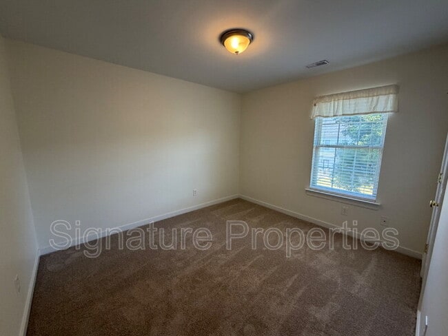 Building Photo - 1609 Cadmus Ct