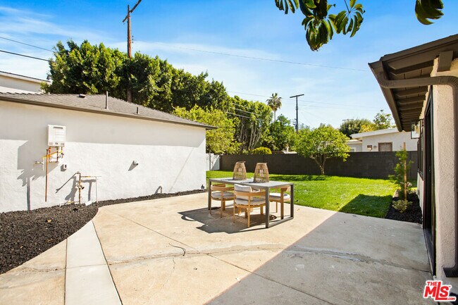 Building Photo - 7358 Paso Robles Ave