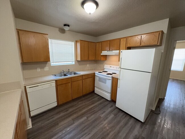 Building Photo - 4107 Gus Dr