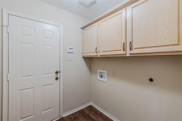 Building Photo - 313 Meadowood Ln