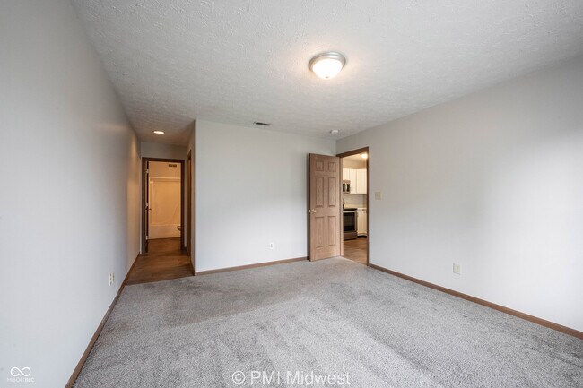 Building Photo - 1092 Cobra Dr