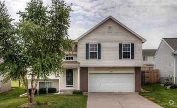 Building Photo - Inviting 3-Bedroom Near 168th & Giles!!