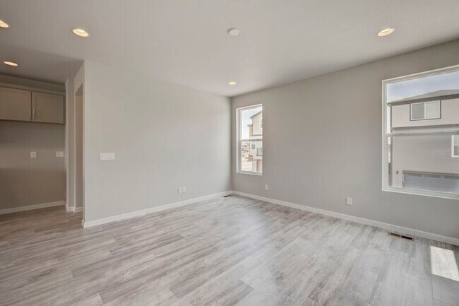 Building Photo - 8714 Vaunt Ct