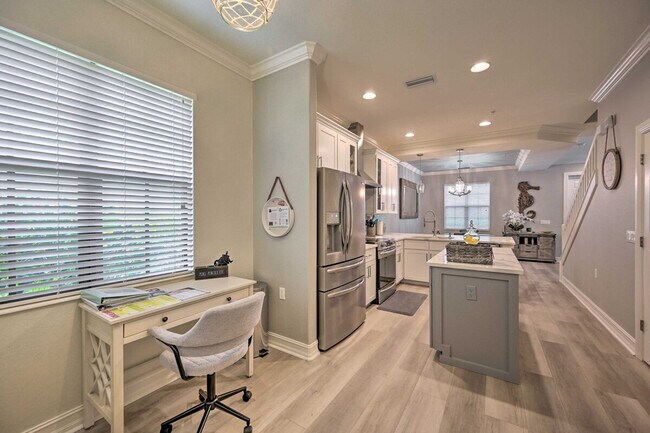 Building Photo - 9117 Chula Vista St