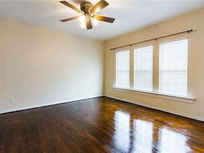 Building Photo - 1817 Thomas Pl