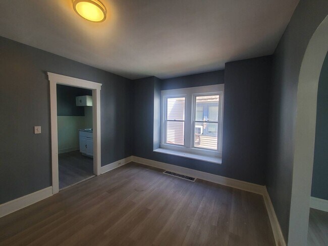 Building Photo - 3118 W 97th St