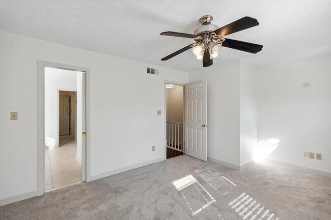 Building Photo - 401 Defoors Landing NW