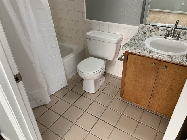 Building Photo - 2311 Garland Ct