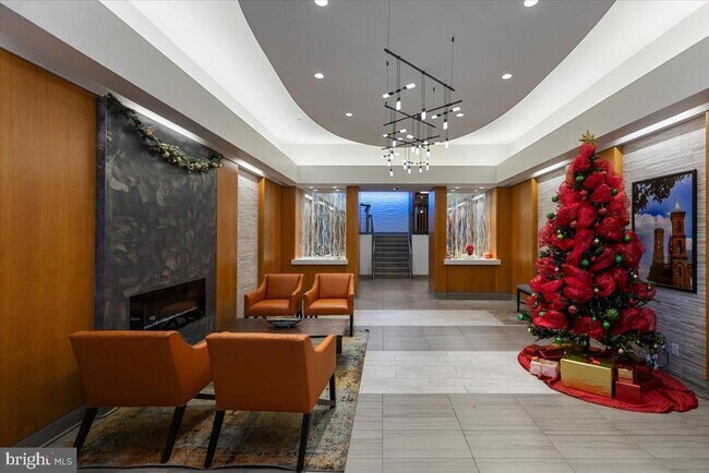 Building Photo - 350 G St SW