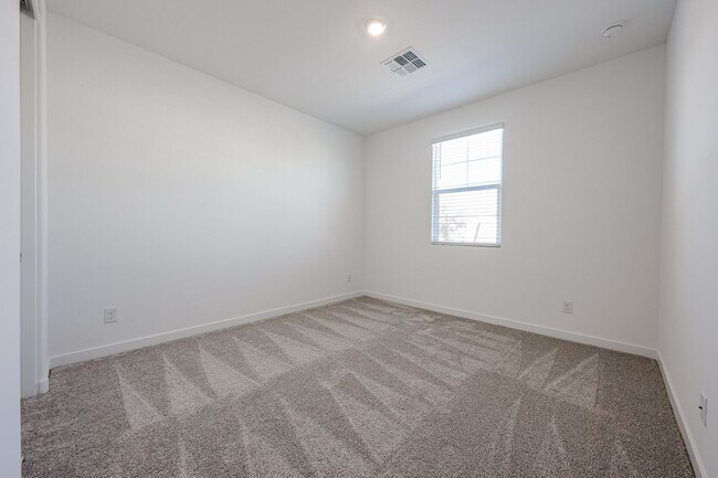 Building Photo - COMING SOON!! Recently built 5-Bedroom Home in Goodyear with Upgrades & Resort-Style Amenities