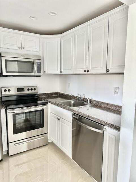 Building Photo - 251 Brighton Dr