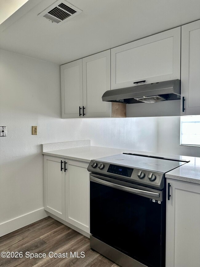 Building Photo - 265 Ulster Ct