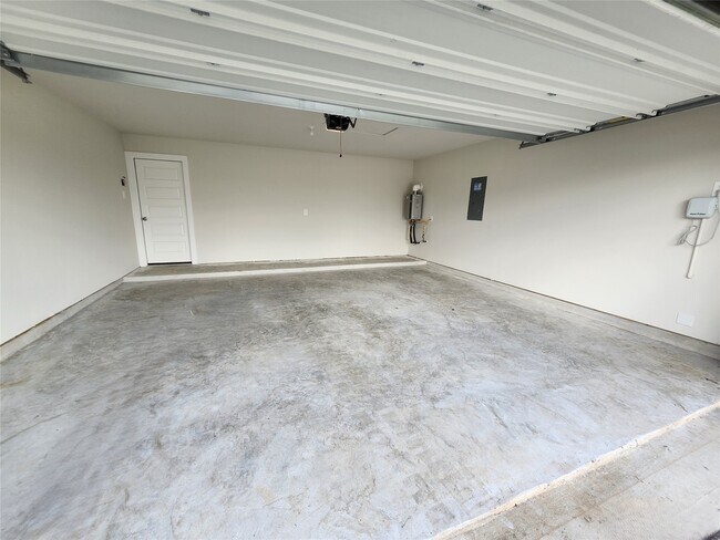 Building Photo - 2506 Good Morrow Dr