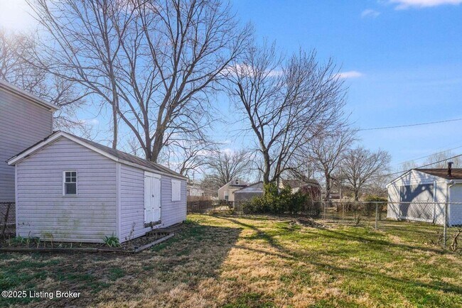 Building Photo - 1028 Camden Ave