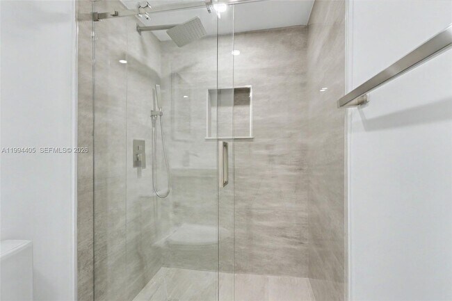 Building Photo - 1220 71st St