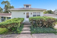 Building Photo - 1722 S Brookfield St