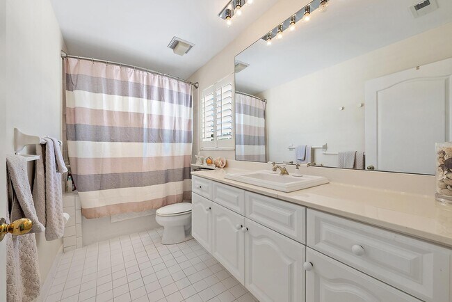 Building Photo - 8192 Quail Meadow Trce