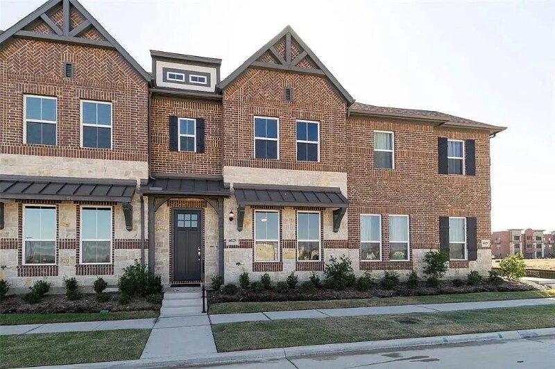 Building Photo - 6025 Roper Rd
