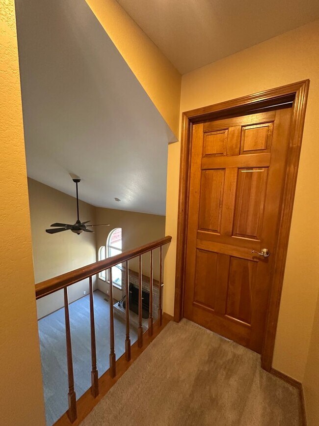 Building Photo - 7640 Lonergan Ct