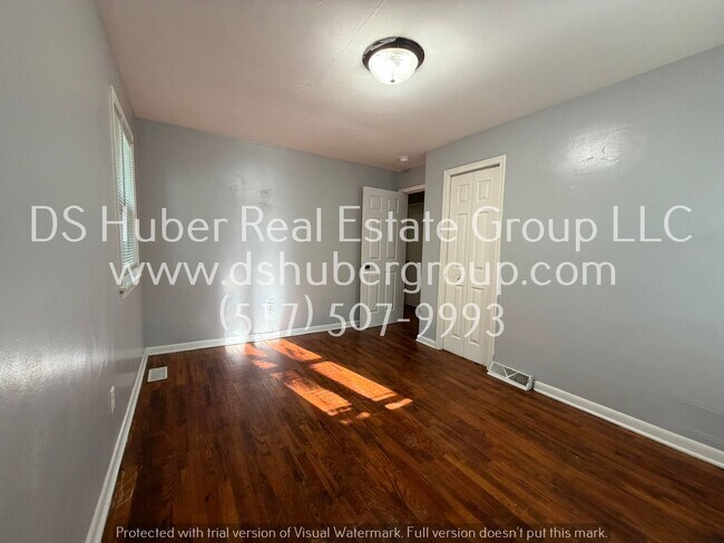 Building Photo - 617 Dunlap-