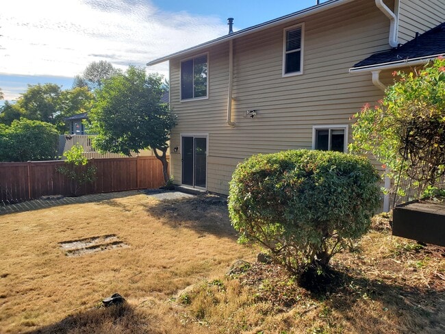 Building Photo - 15739 SE 175th Pl