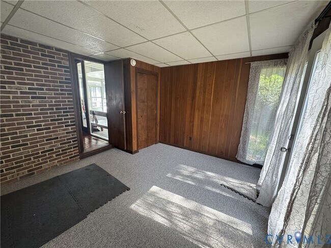 Building Photo - 10309 Wycliff Rd