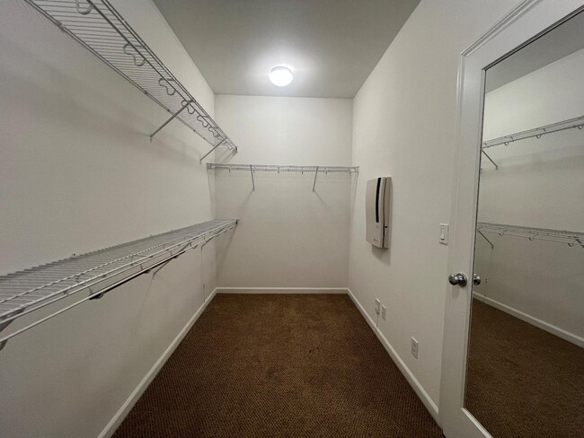 Building Photo - 4102 Voltaire St