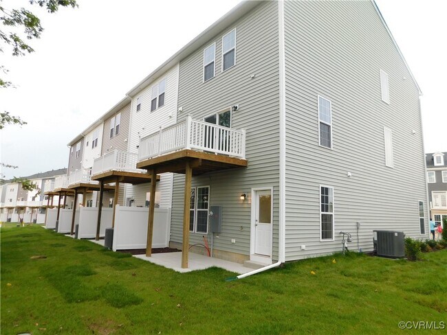 Building Photo - 7037 Leire Ln