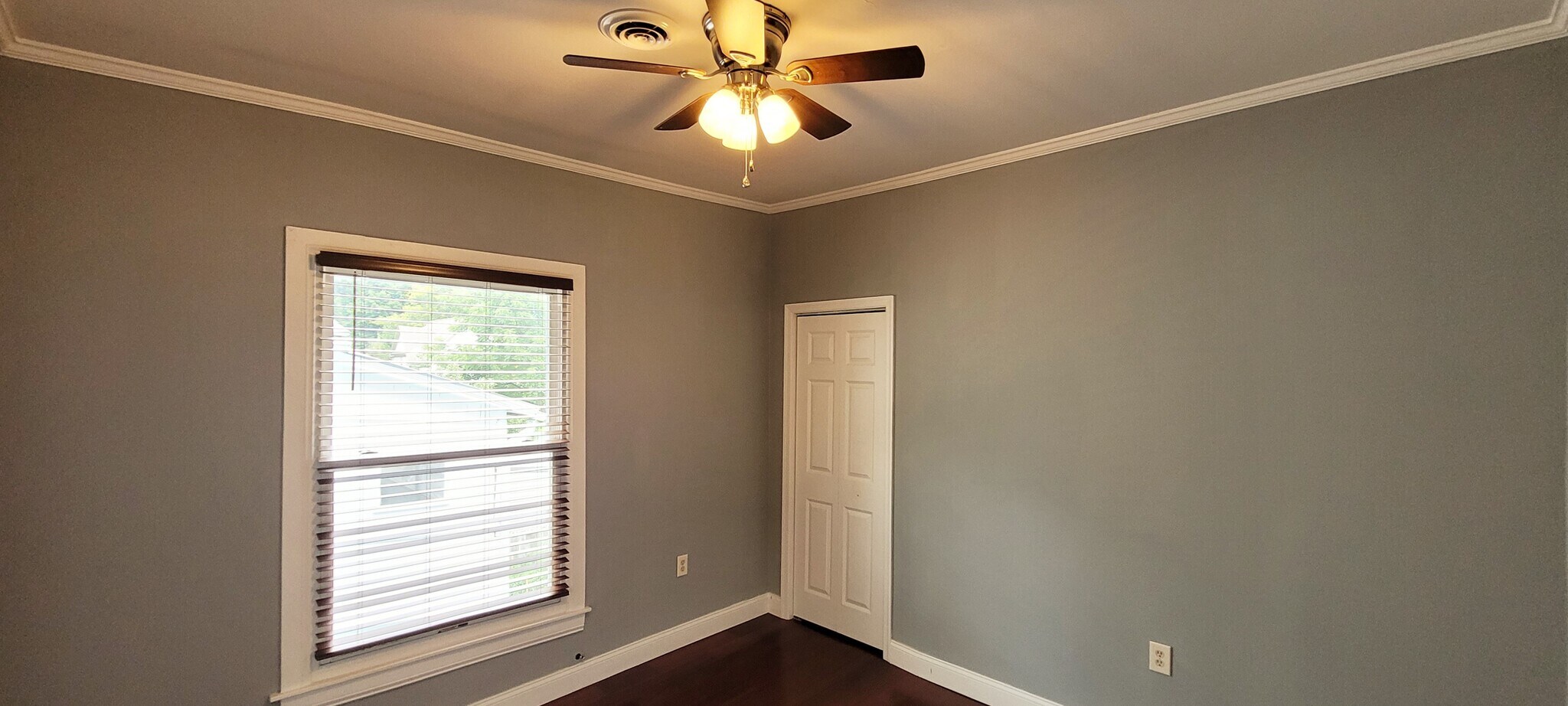 Secondary Bedroom - 350 Euclid Ave